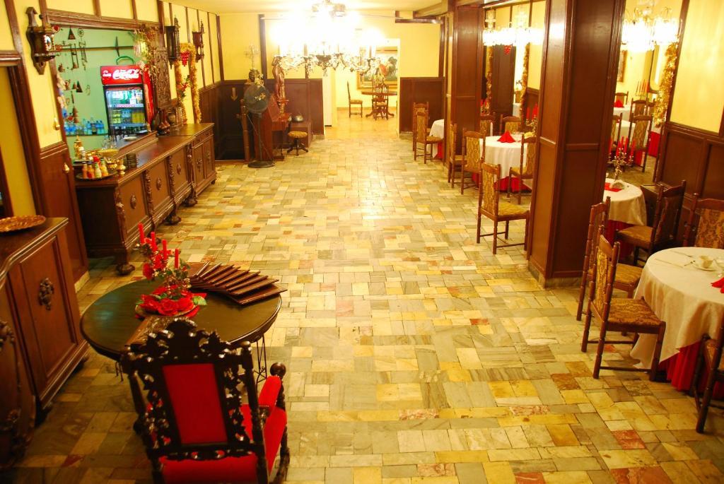 乌玛丽酒店 乔左维尔考普尔斯基 外观 照片